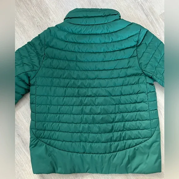 Lululemon lightweight Relaxed Down Jacket - Picture 7 of 10
